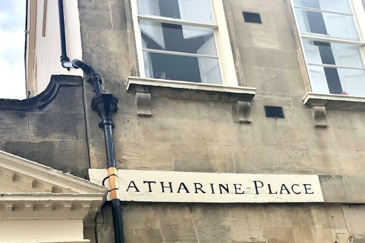 Lauras Townhouse Apartments Garrard'S Retreat Bath Exteriör bild