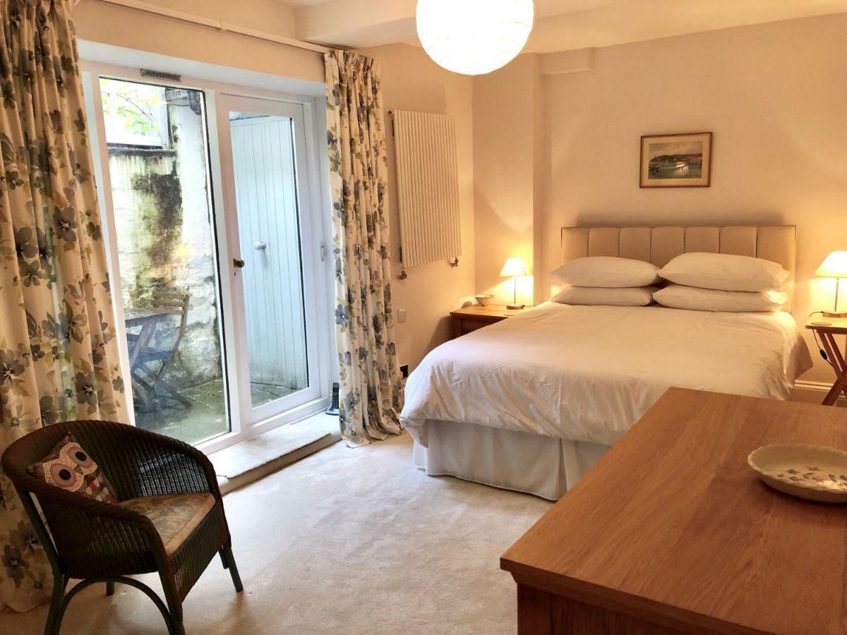 Lauras Townhouse Apartments Garrard'S Retreat Bath Exteriör bild